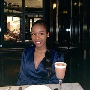 Meet your Posher, Symone